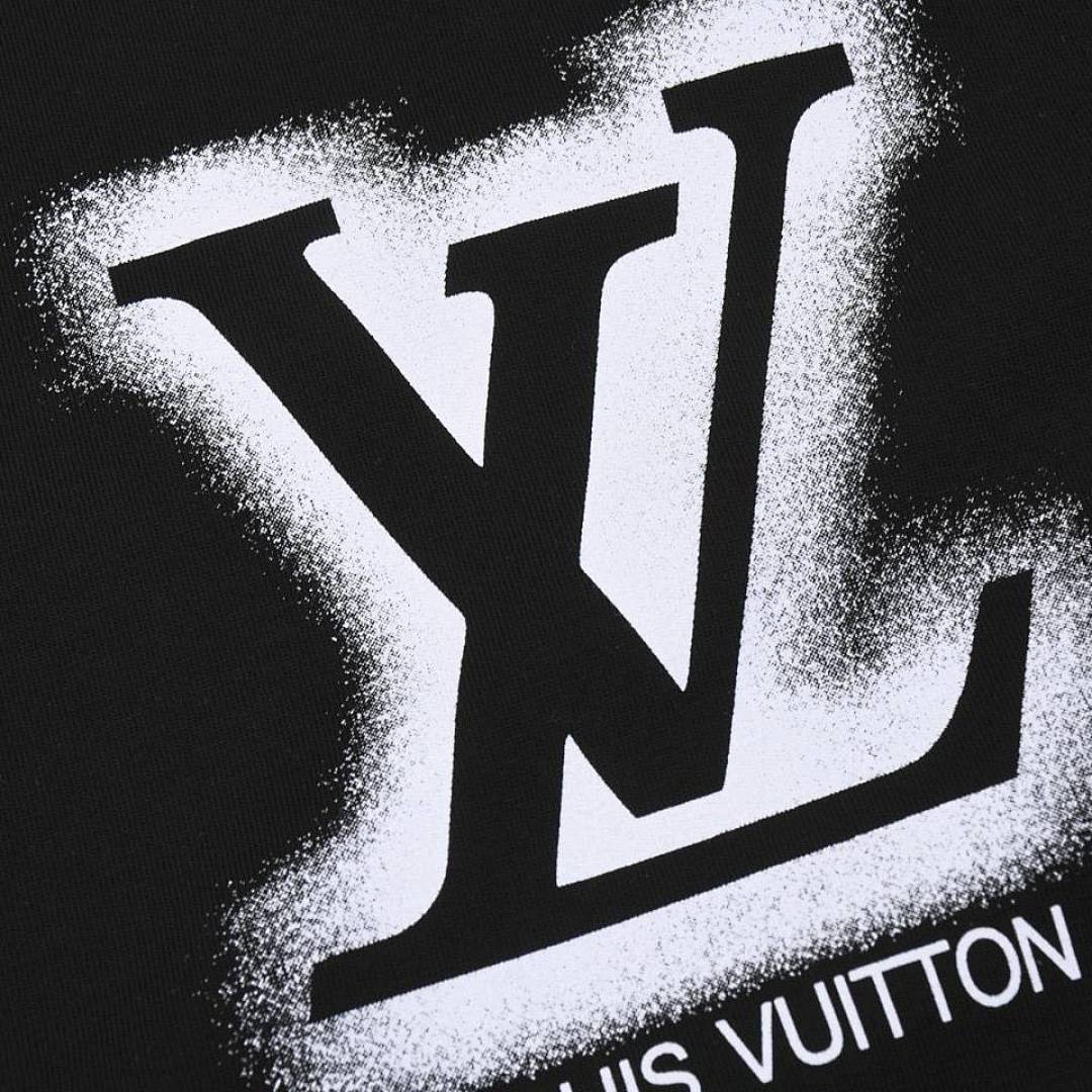 Louis Vuitton T-Shirt Style 197 detail view 4