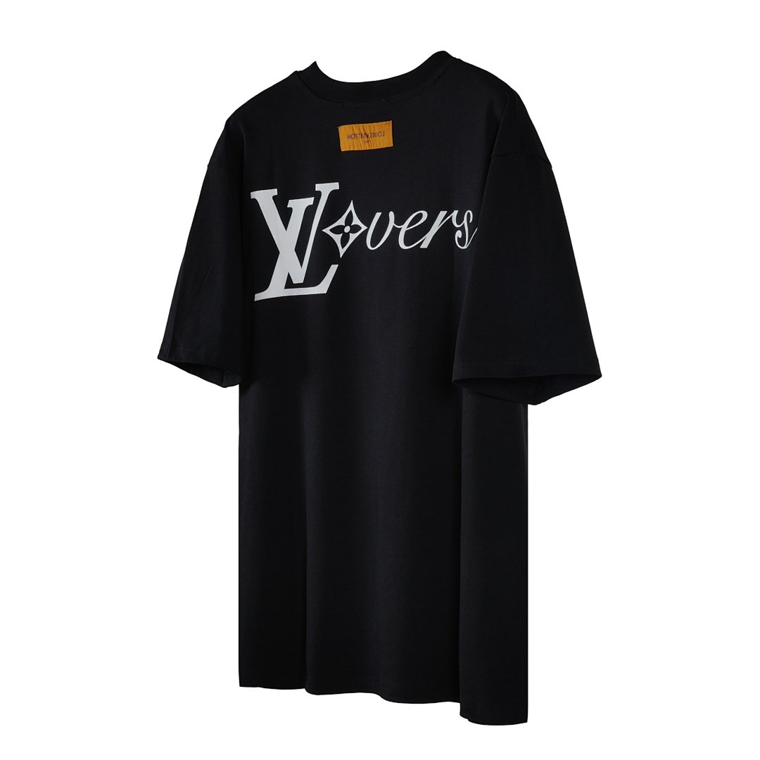 Louis Vuitton T-Shirt Style 221 detail view 1