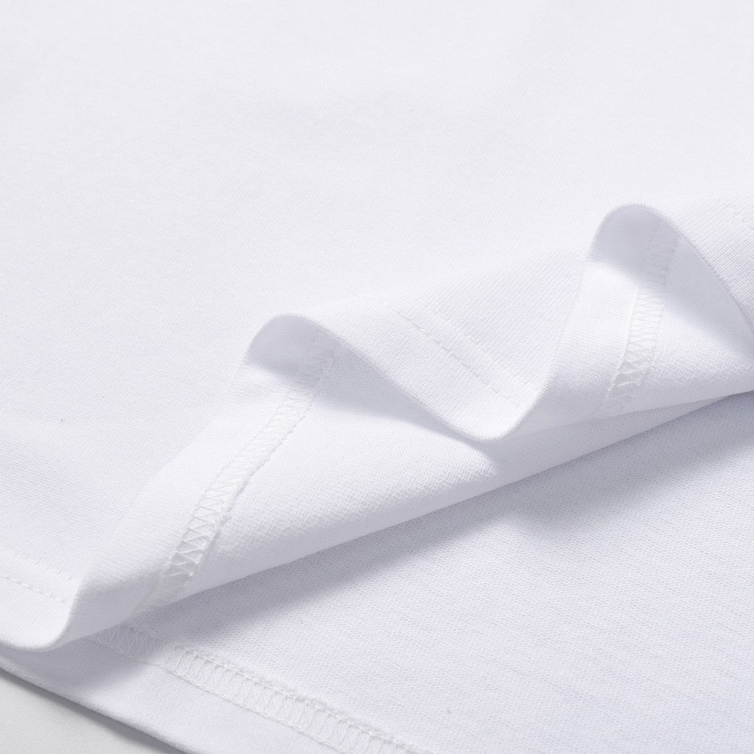 Louis Vuitton T-Shirt Style 222 detail view 2