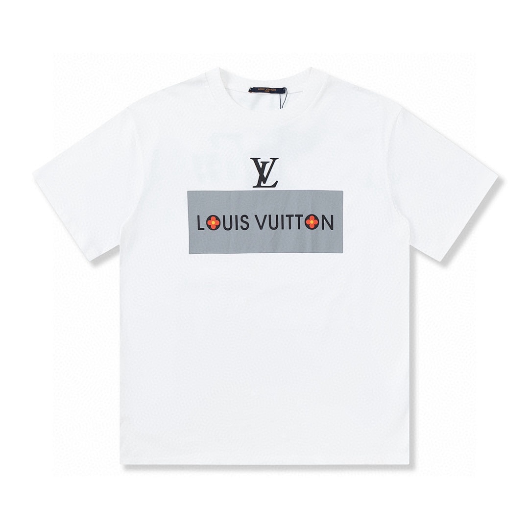 Louis Vuitton T-Shirt Style 230 detail view 1