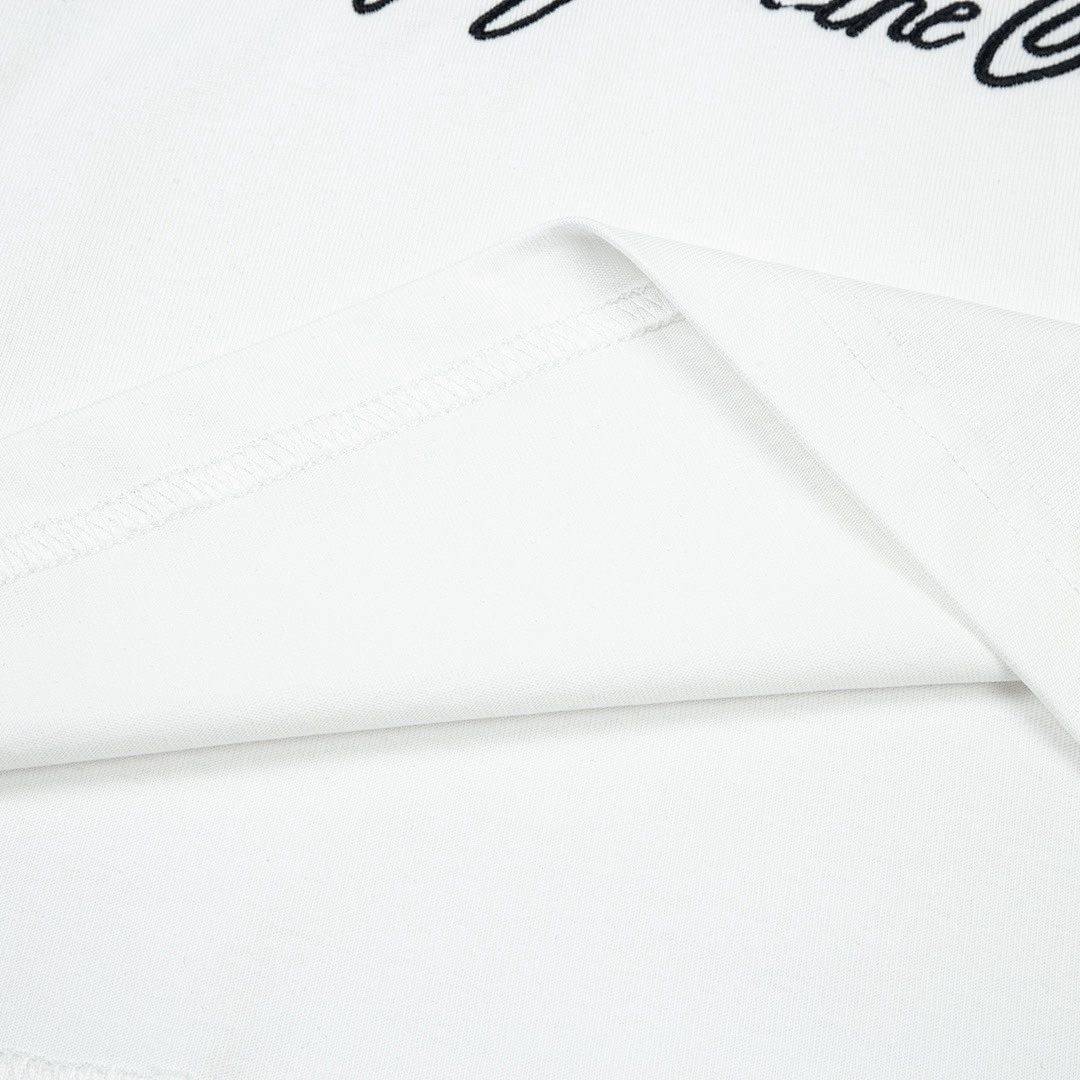 Louis Vuitton T-Shirt Style 325 detail view 6