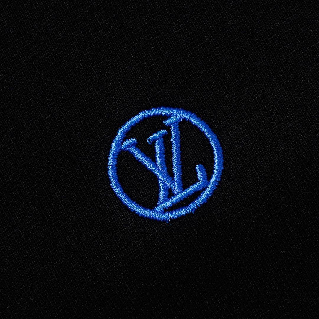 Louis Vuitton T-Shirt Style 328 detail view 4
