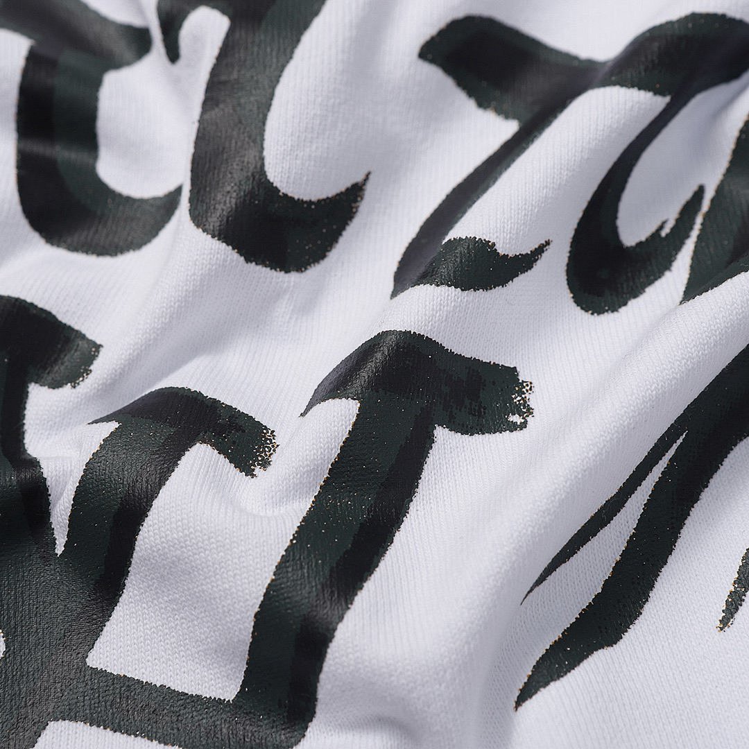 Louis Vuitton T-Shirt Style 329 detail view 3