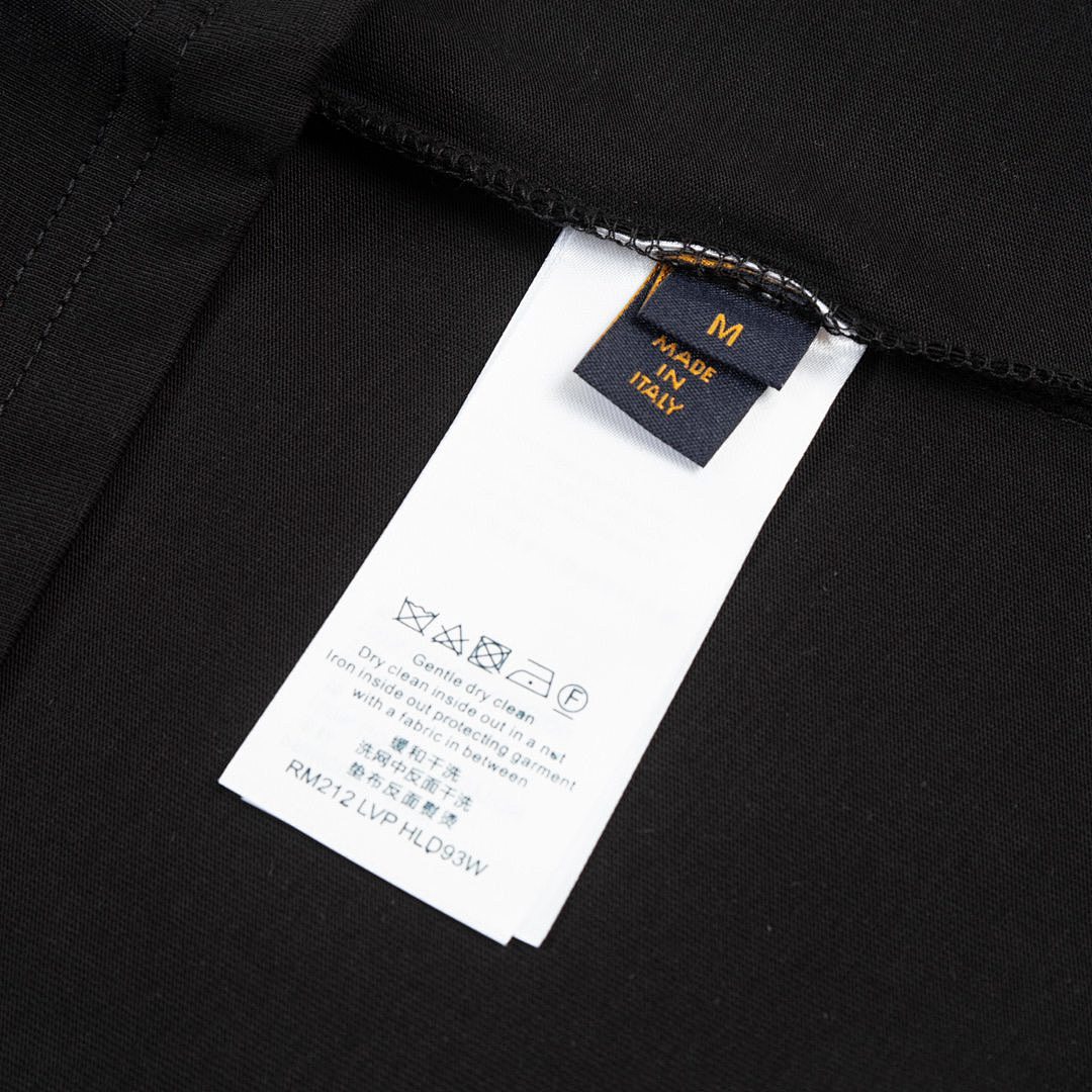 Louis Vuitton T-Shirt Style 332 main view