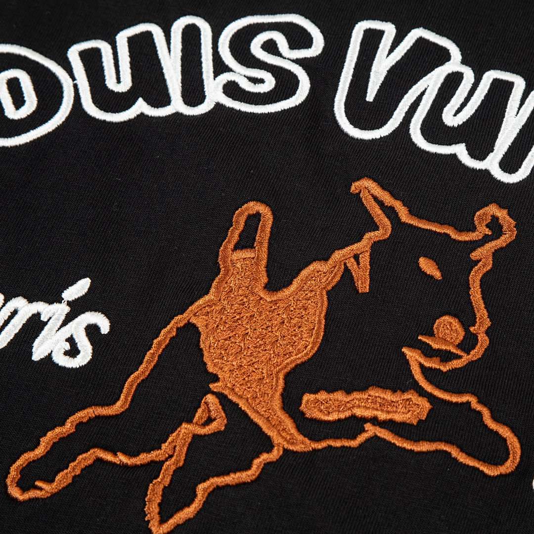 Louis Vuitton T-Shirt Style 332 detail view 2