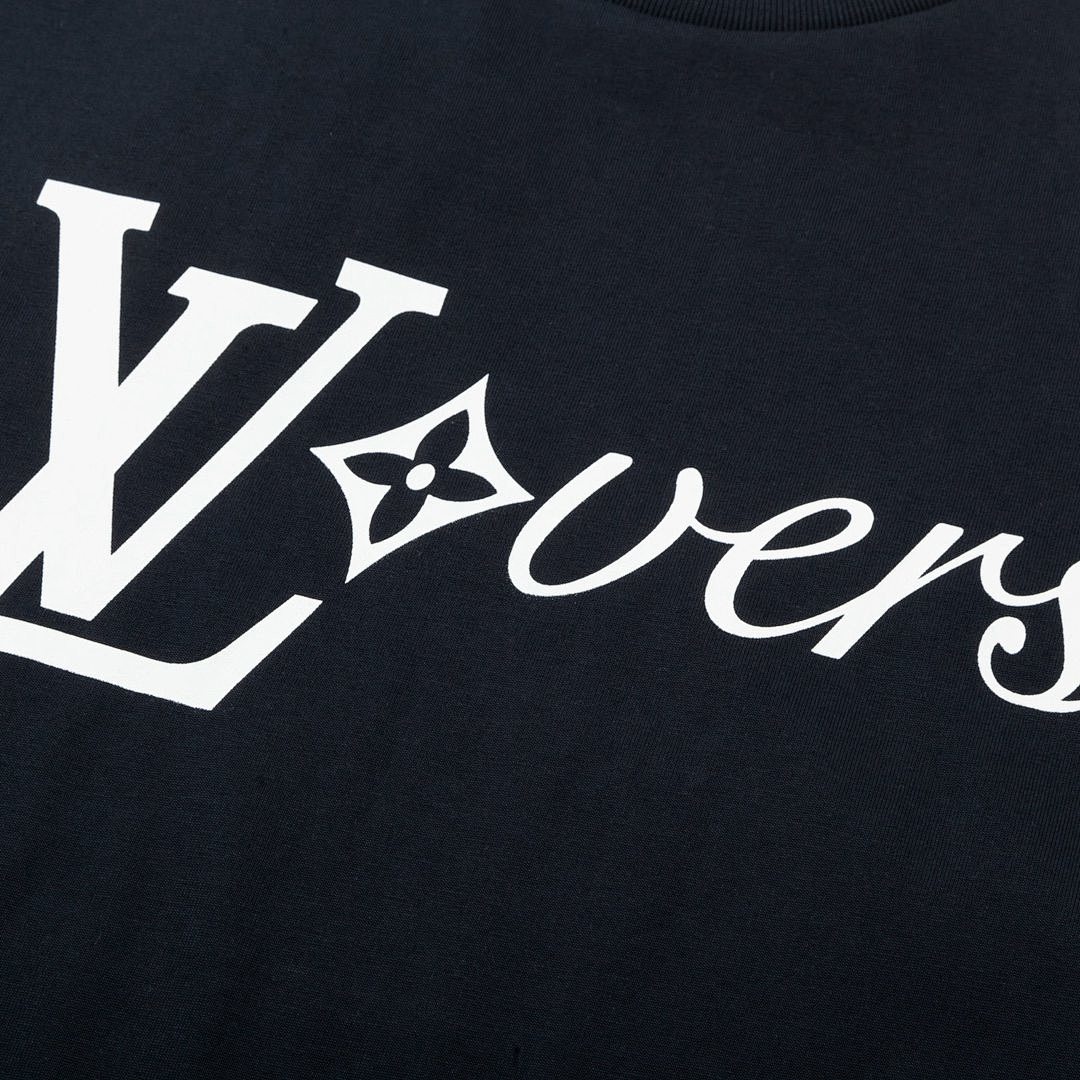 Louis Vuitton T-Shirt Style 334 detail view 3