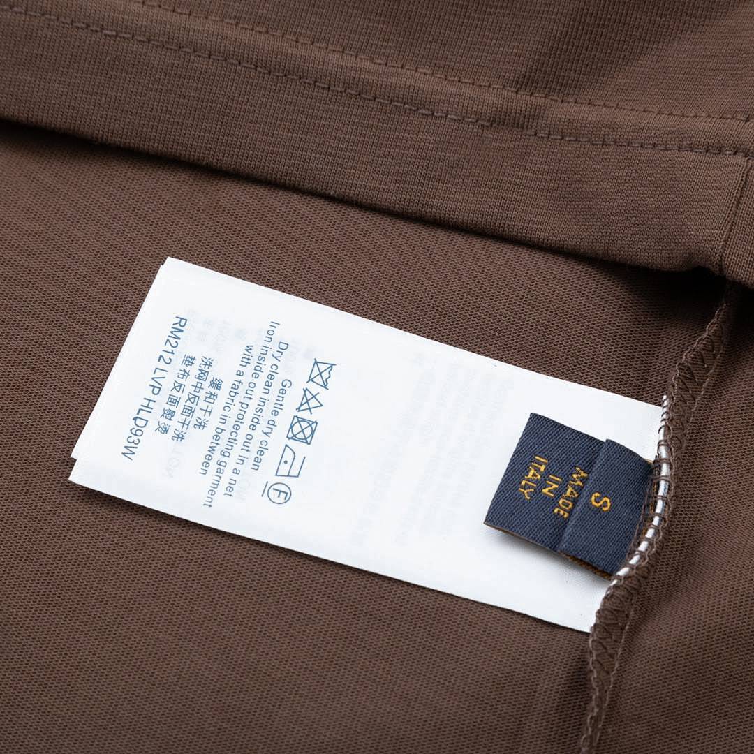 Louis Vuitton T-Shirt Style 337 detail view 5