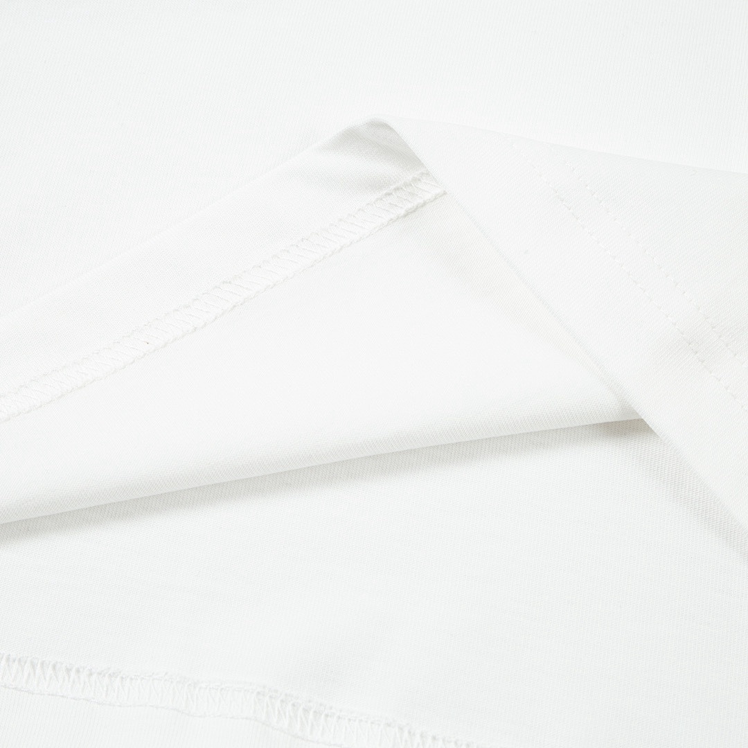 Louis Vuitton T-Shirt Style 340 detail view 7