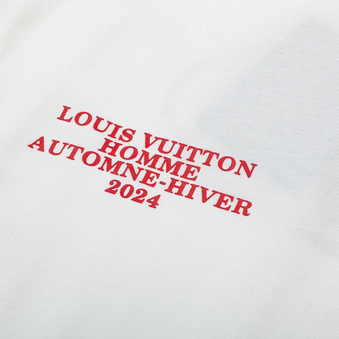 Louis Vuitton T-Shirt Style 341 detail view 4