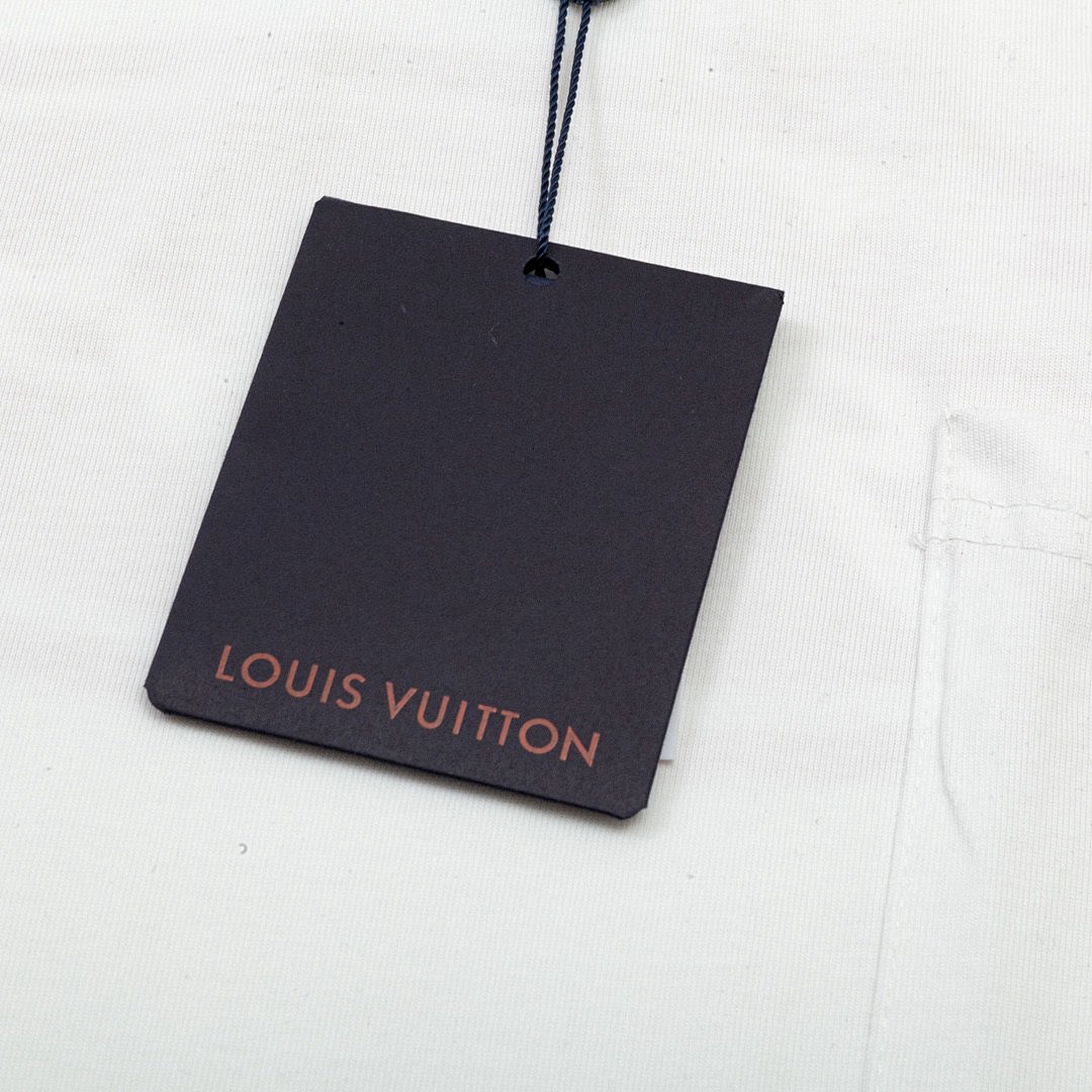 Louis Vuitton T-Shirt Style 341 detail view 5