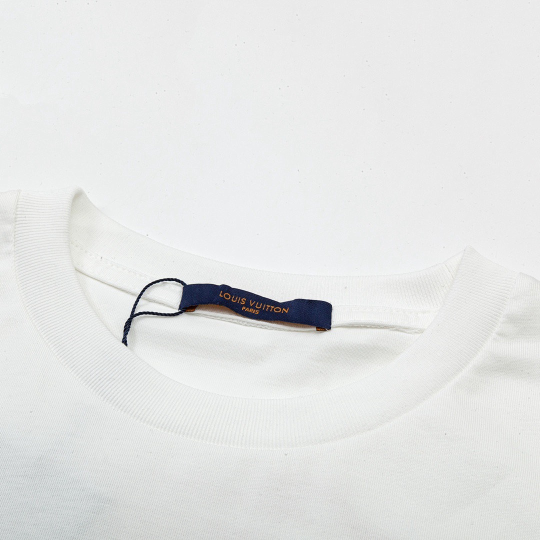 Louis Vuitton T-Shirt Style 341 detail view 6