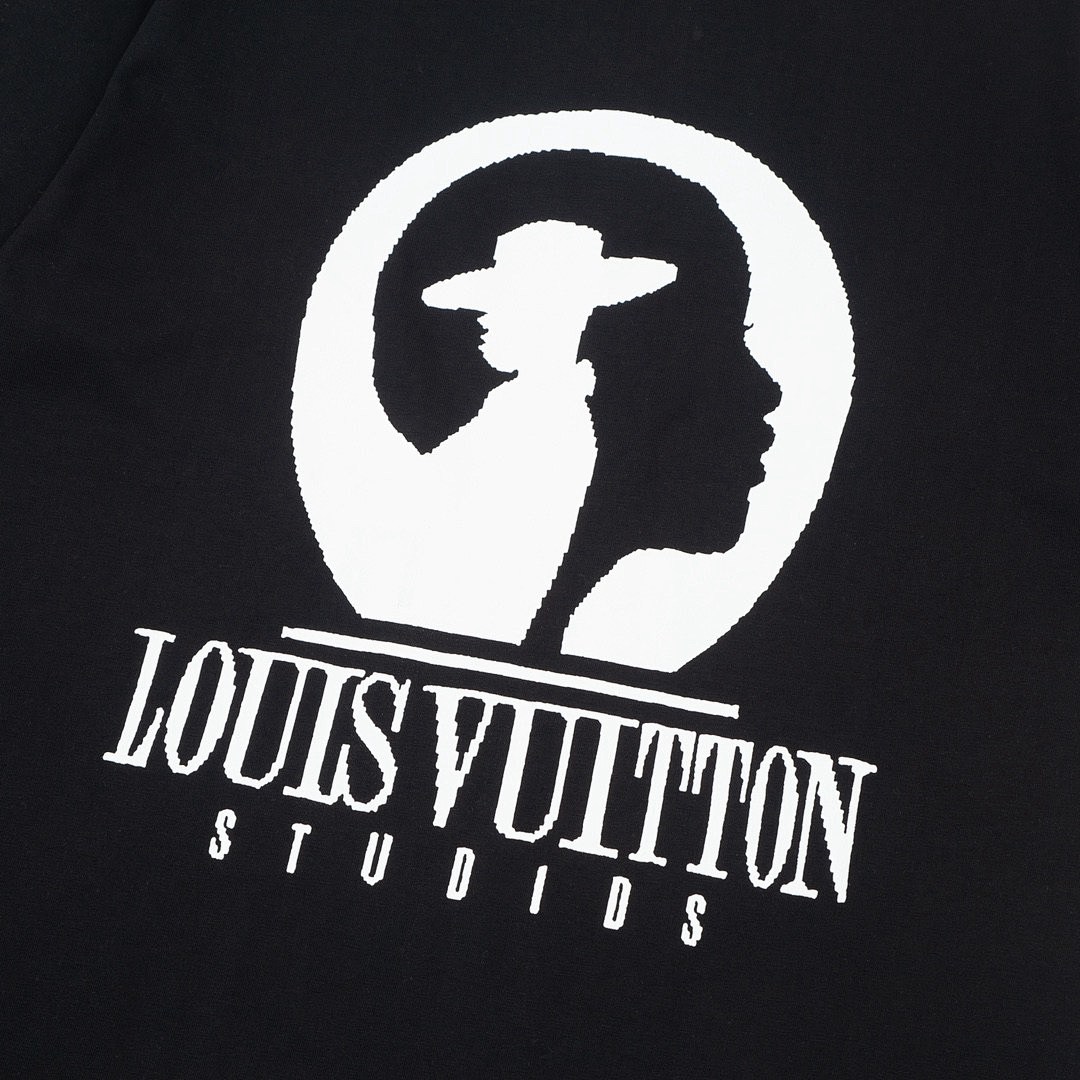 Louis Vuitton T-Shirt Style 342 detail view 4