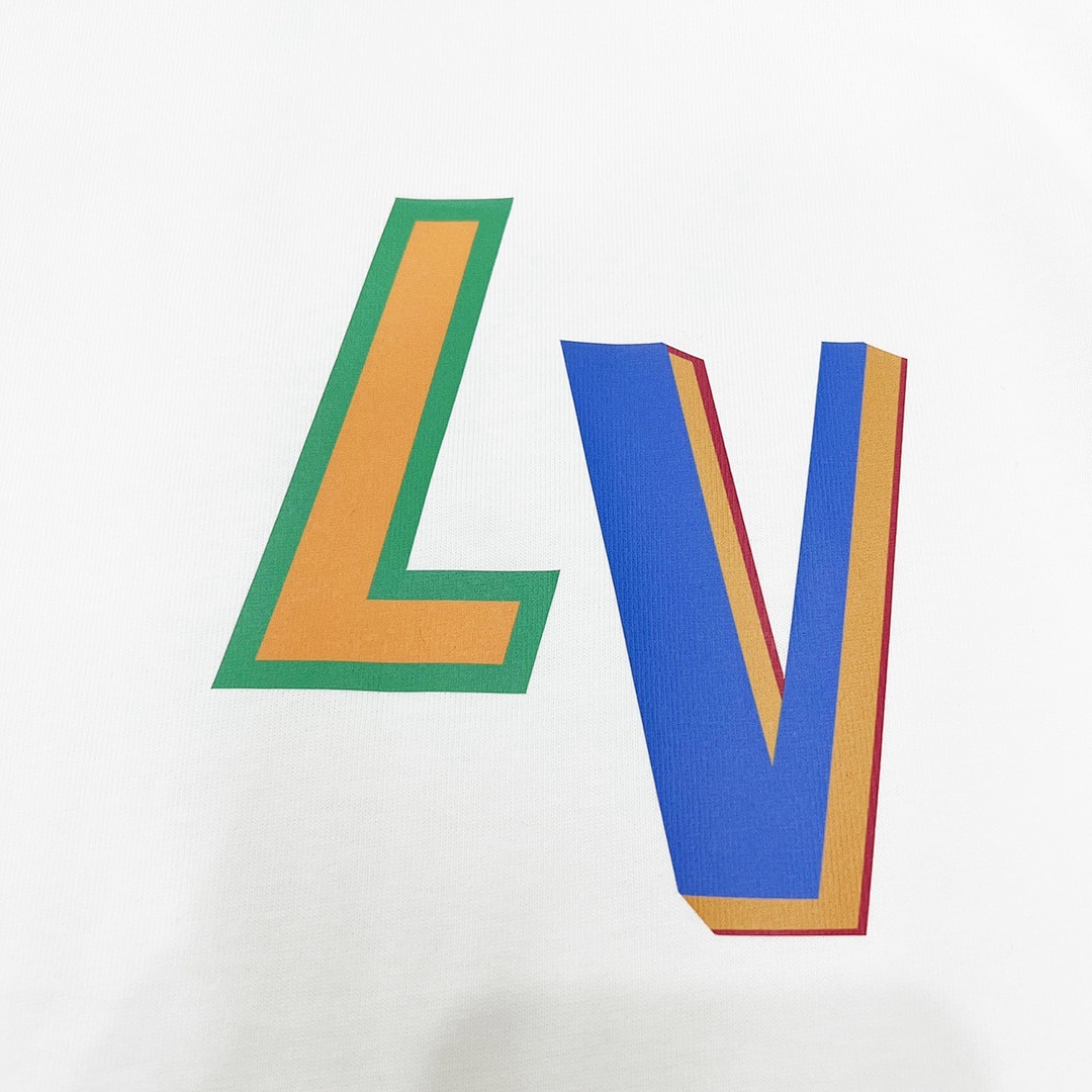 Louis Vuitton T-Shirt Style 344 detail view 1
