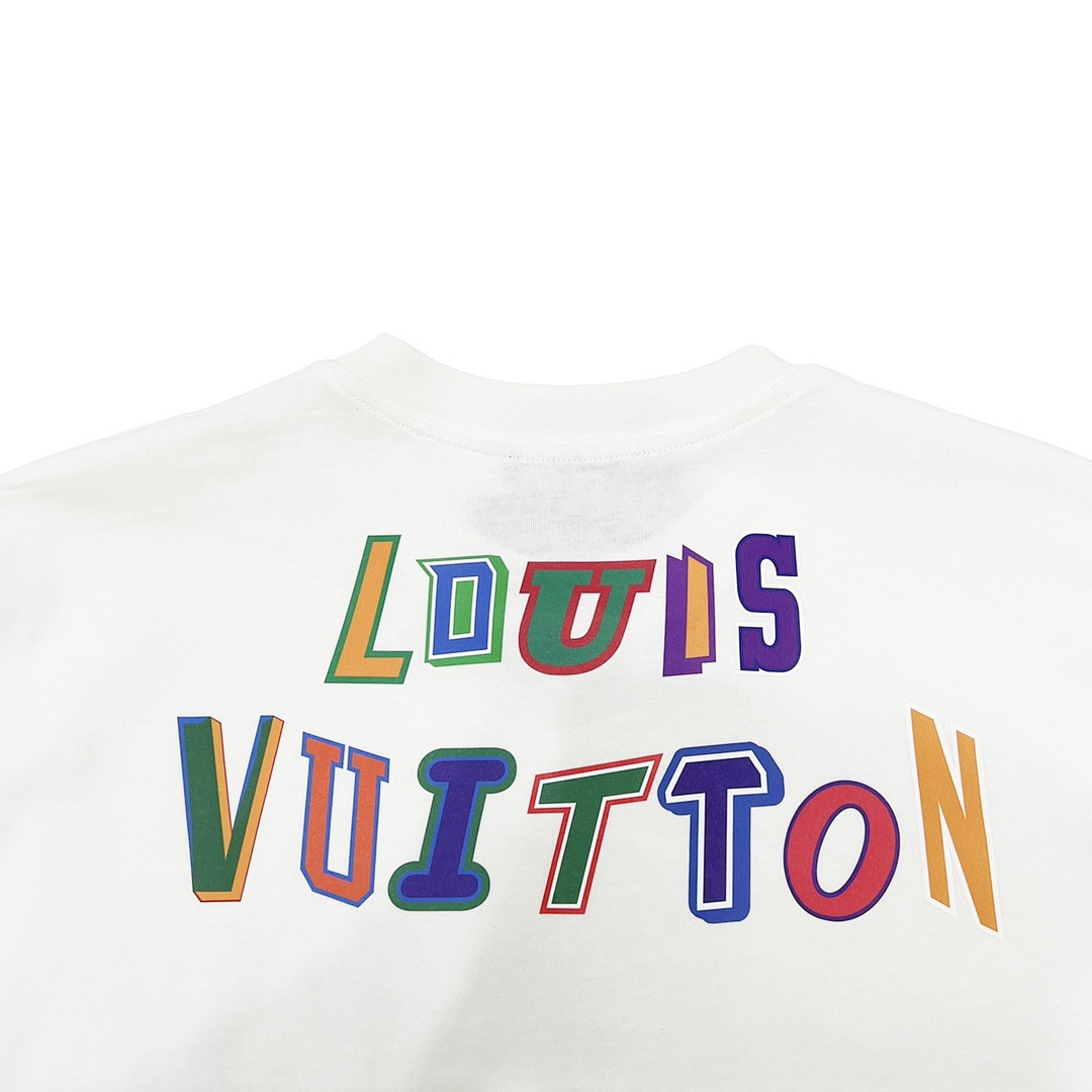Louis Vuitton T-Shirt Style 344 detail view 3