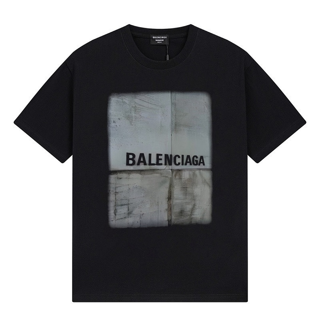 Balenciaga T-Shirt Style 266 main view