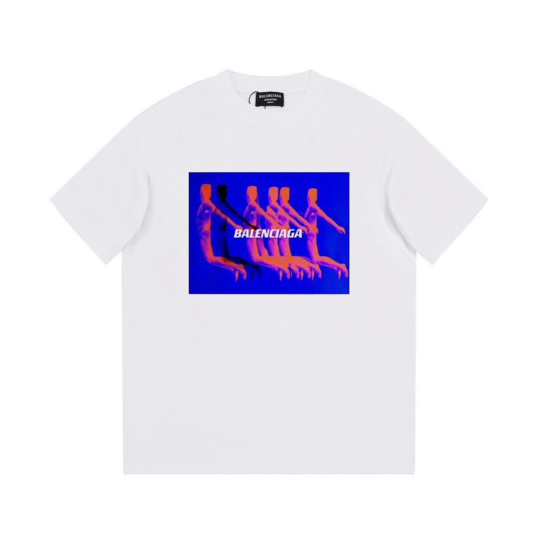 Balenciaga T-Shirt Style 270 detail view 2