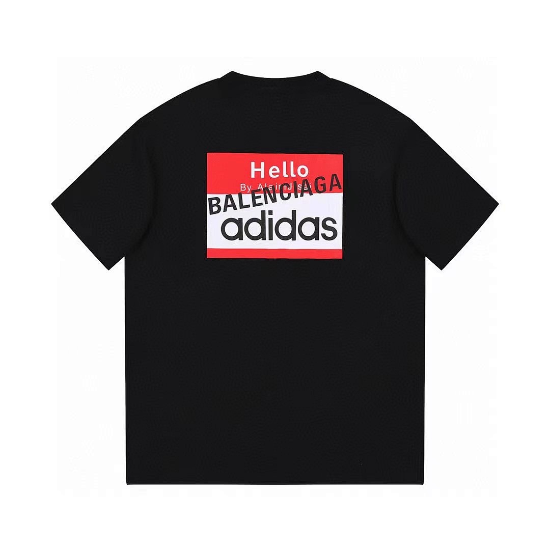 Balenciaga T-Shirt Style 273 detail view 2