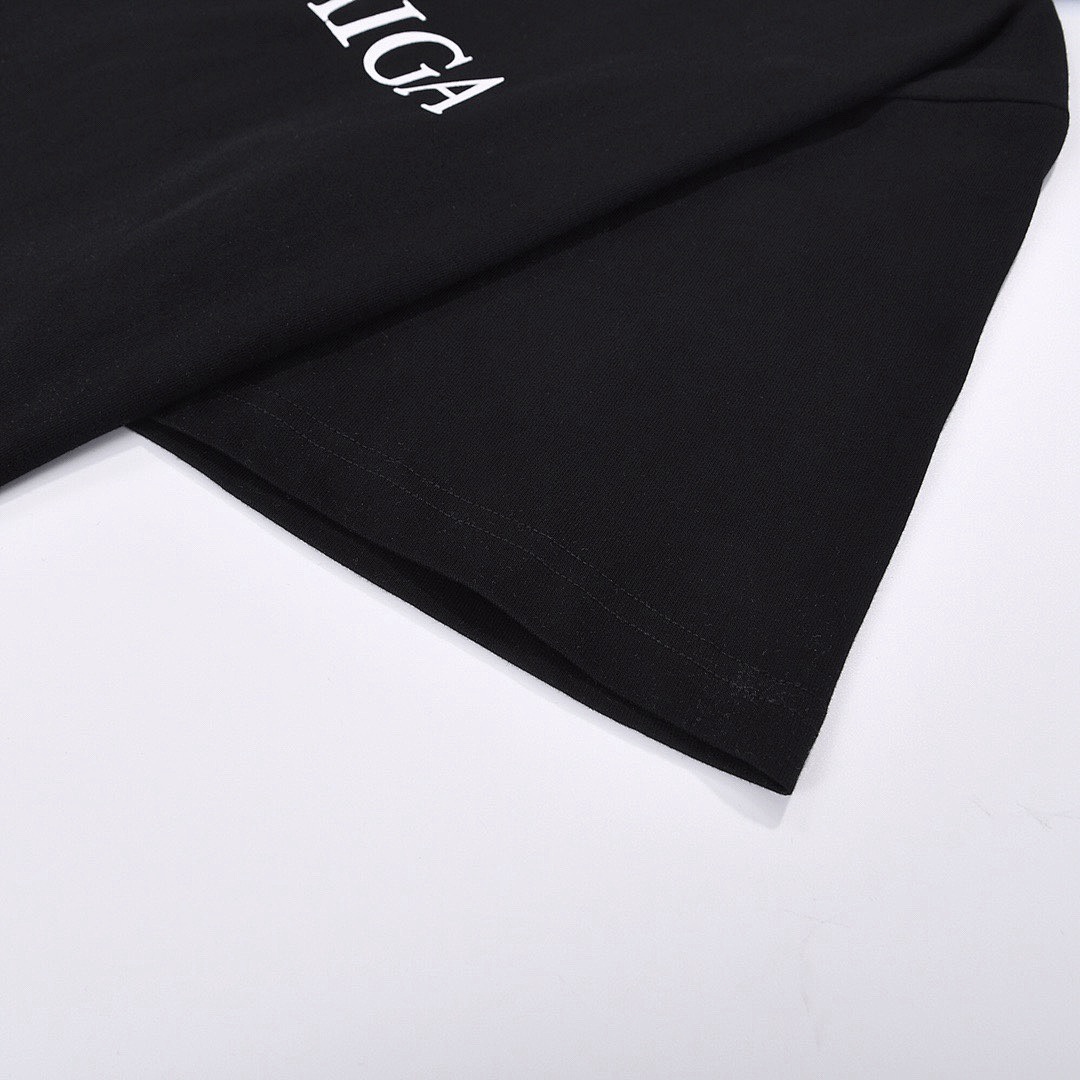 Balenciaga T-Shirt Style 284 main view