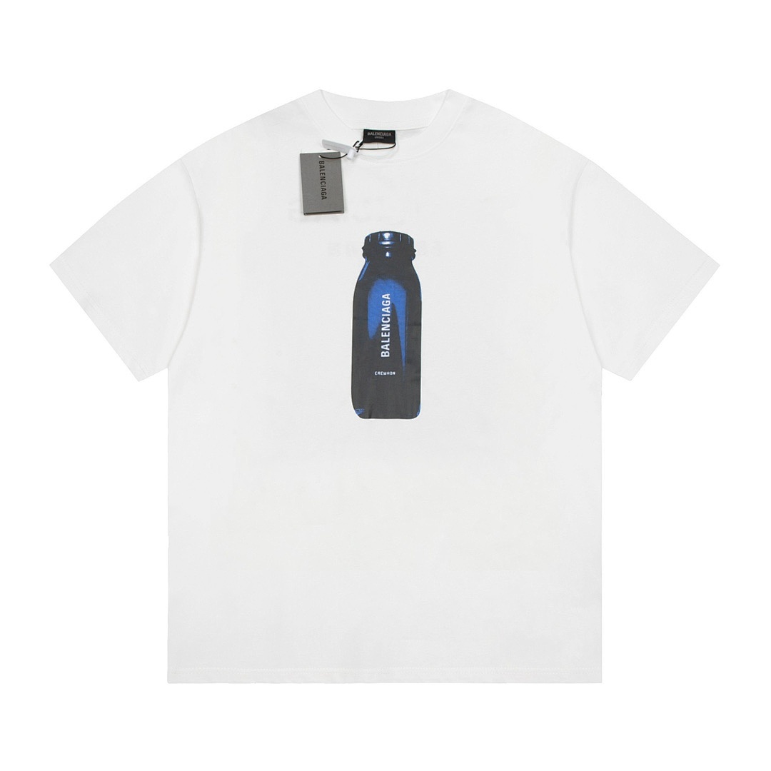 Balenciaga T-Shirt Style 286 detail view 1