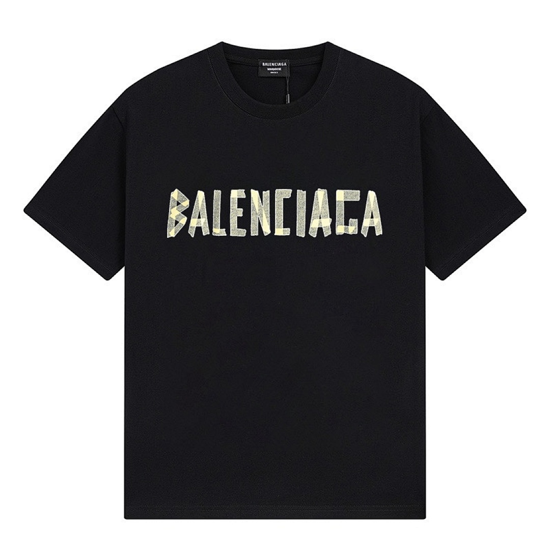 Balenciaga T-Shirt Style 288 detail view 1
