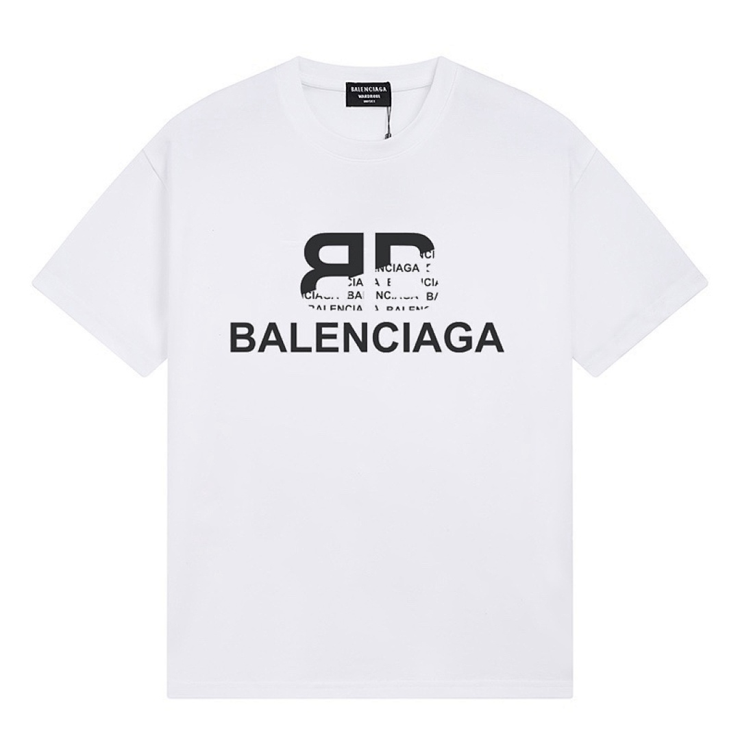Balenciaga T-Shirt Style 304 detail view 2