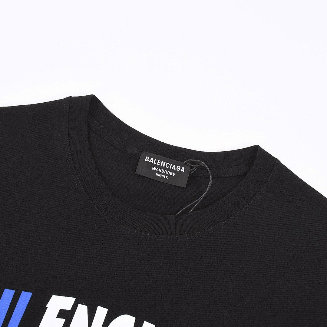 Balenciaga T-Shirt Style 311 main view