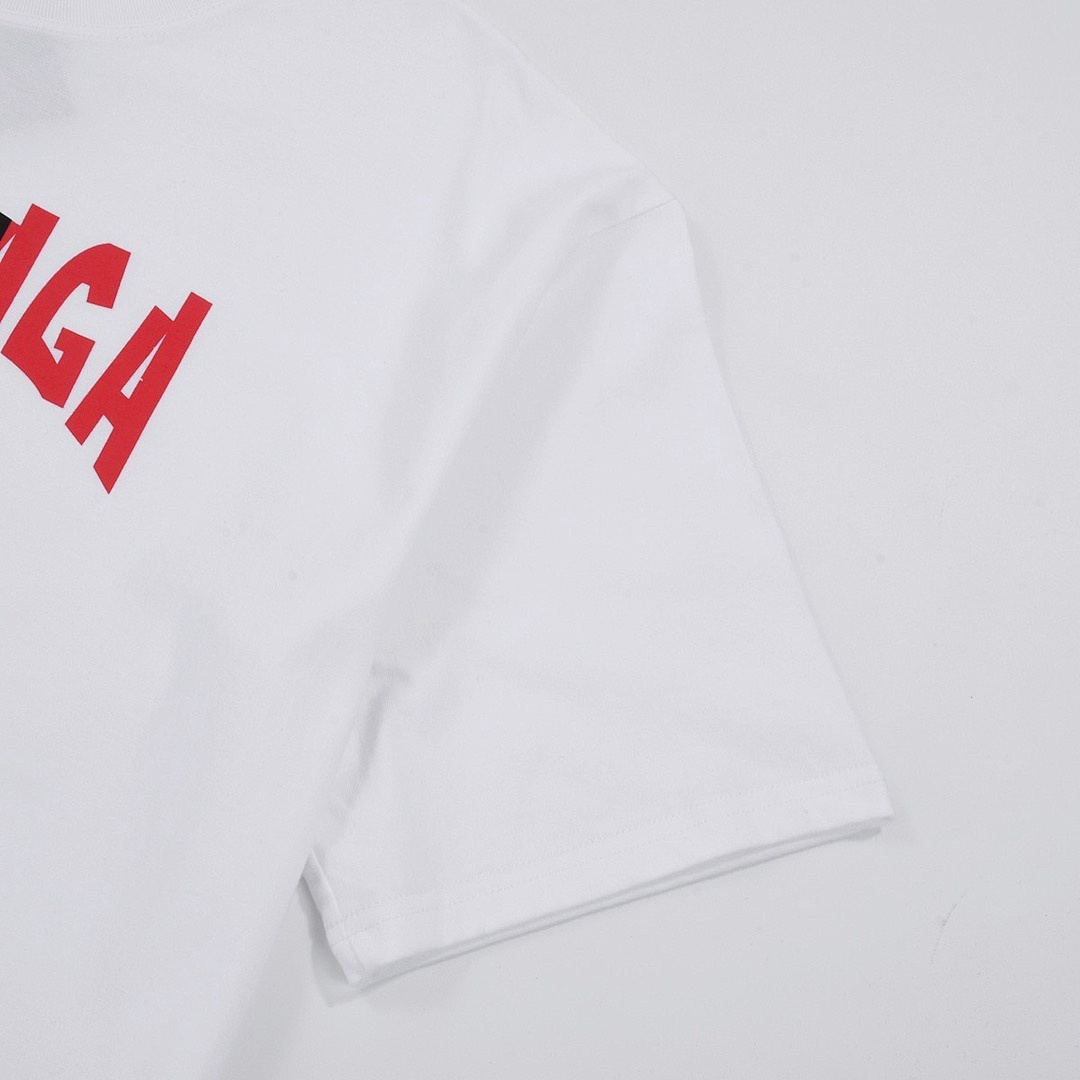 Balenciaga T-Shirt Style 312 detail view 4