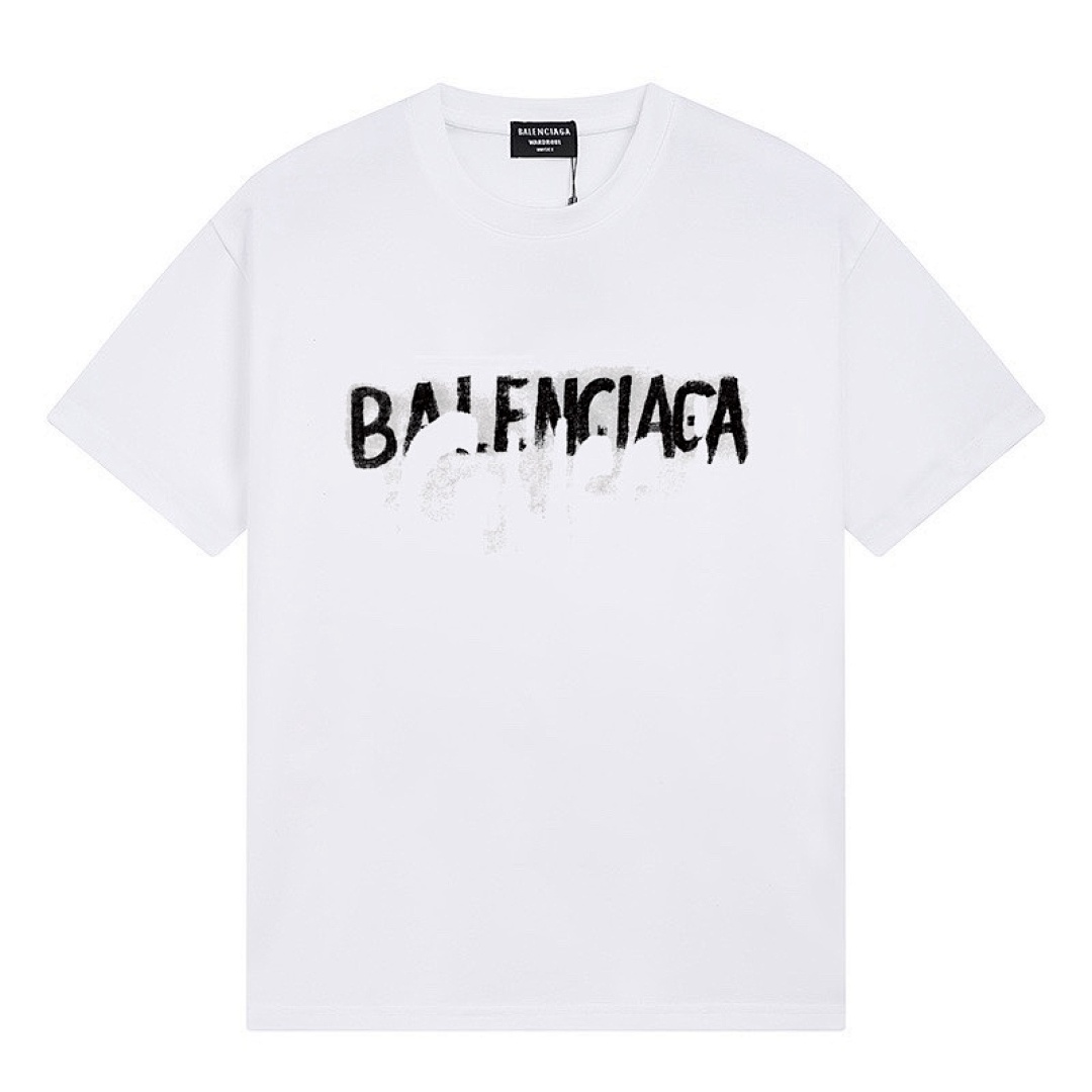 Balenciaga T-Shirt Style 317 detail view 1