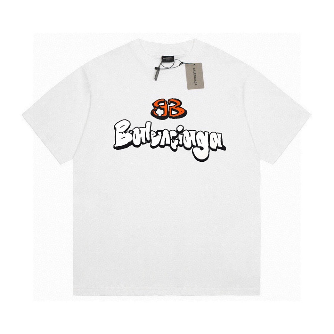 Balenciaga T-Shirt Style 319 detail view 1