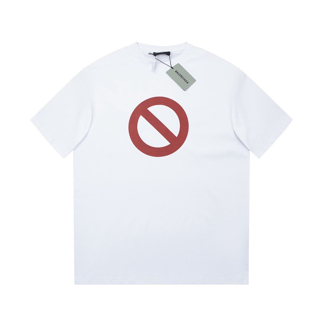 Balenciaga T-Shirt Style 321 detail view 2