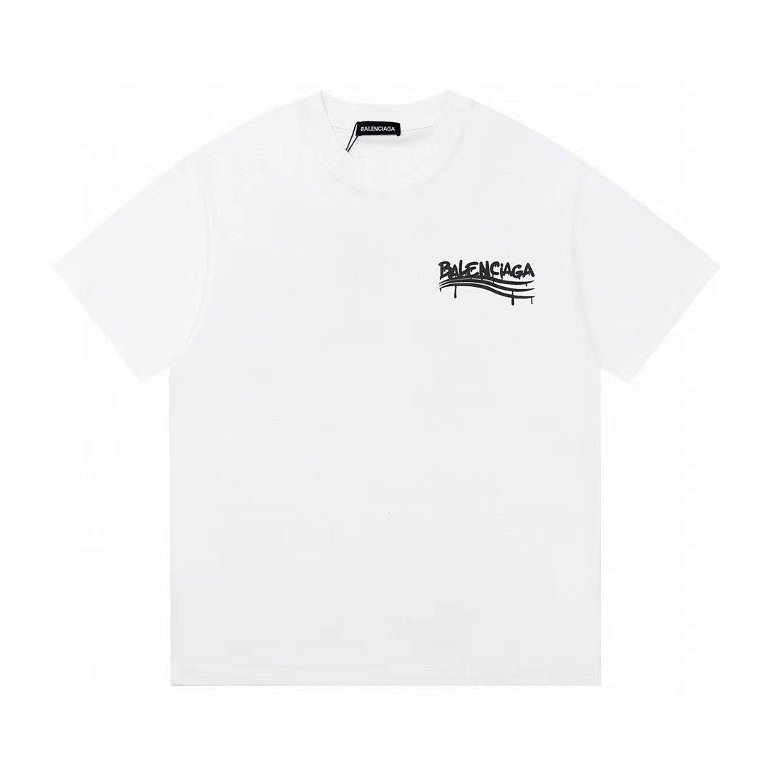 Balenciaga T-Shirt Style 343 detail view 1