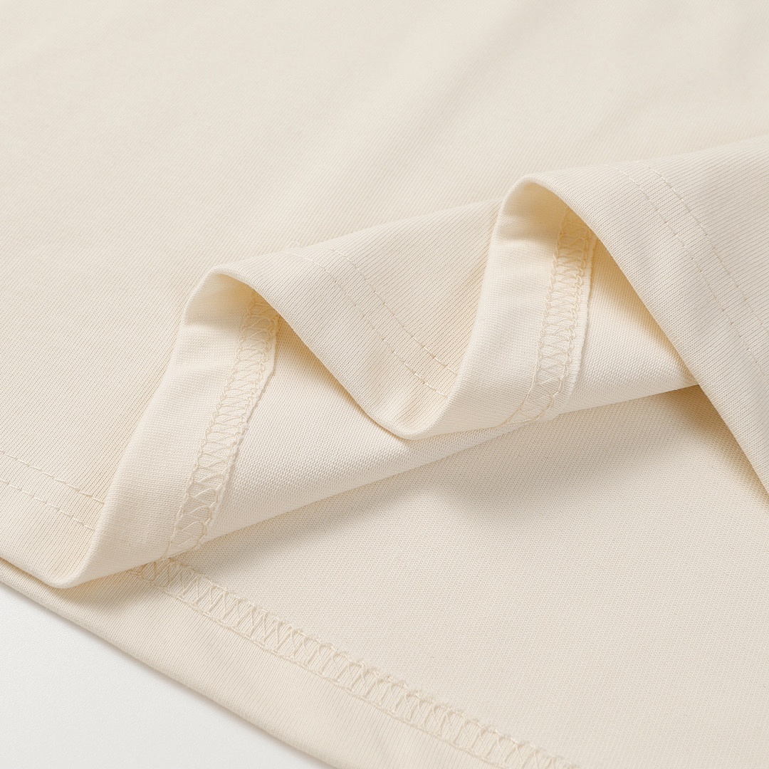 Gucci T-Shirt Style 281 detail view 3
