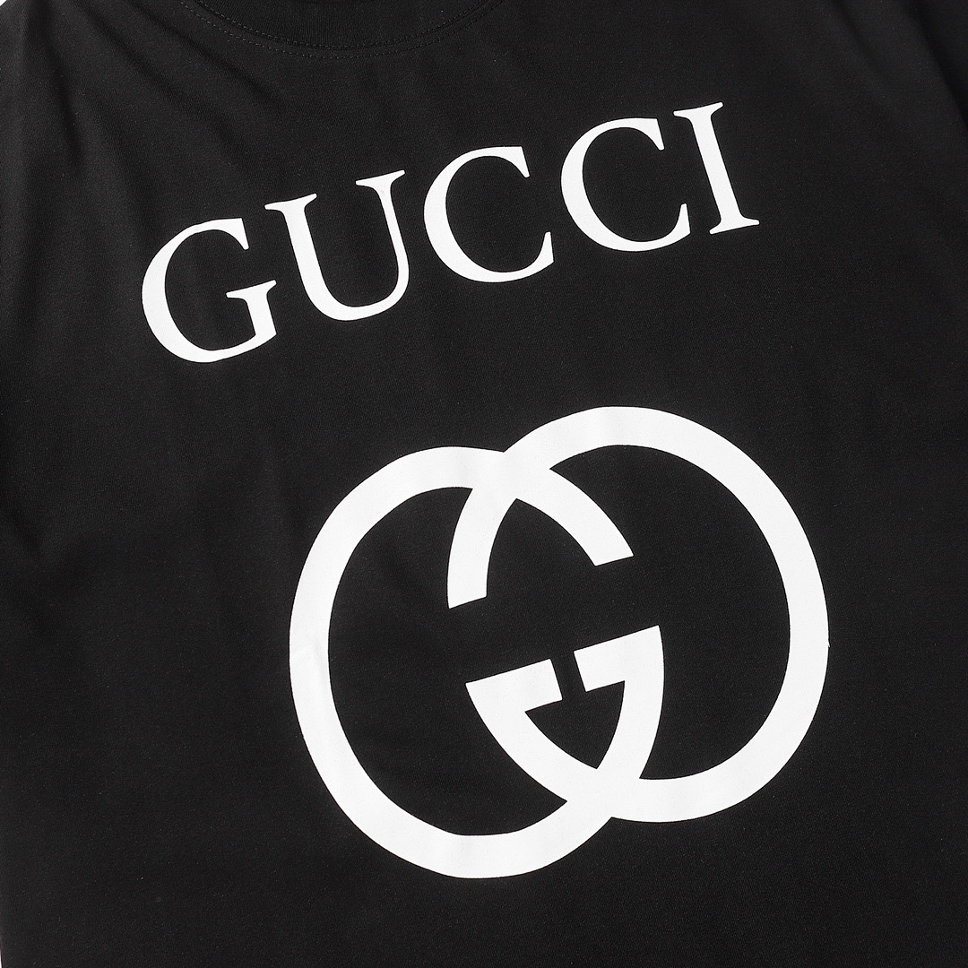 Gucci T-Shirt Style 282 detail view 4