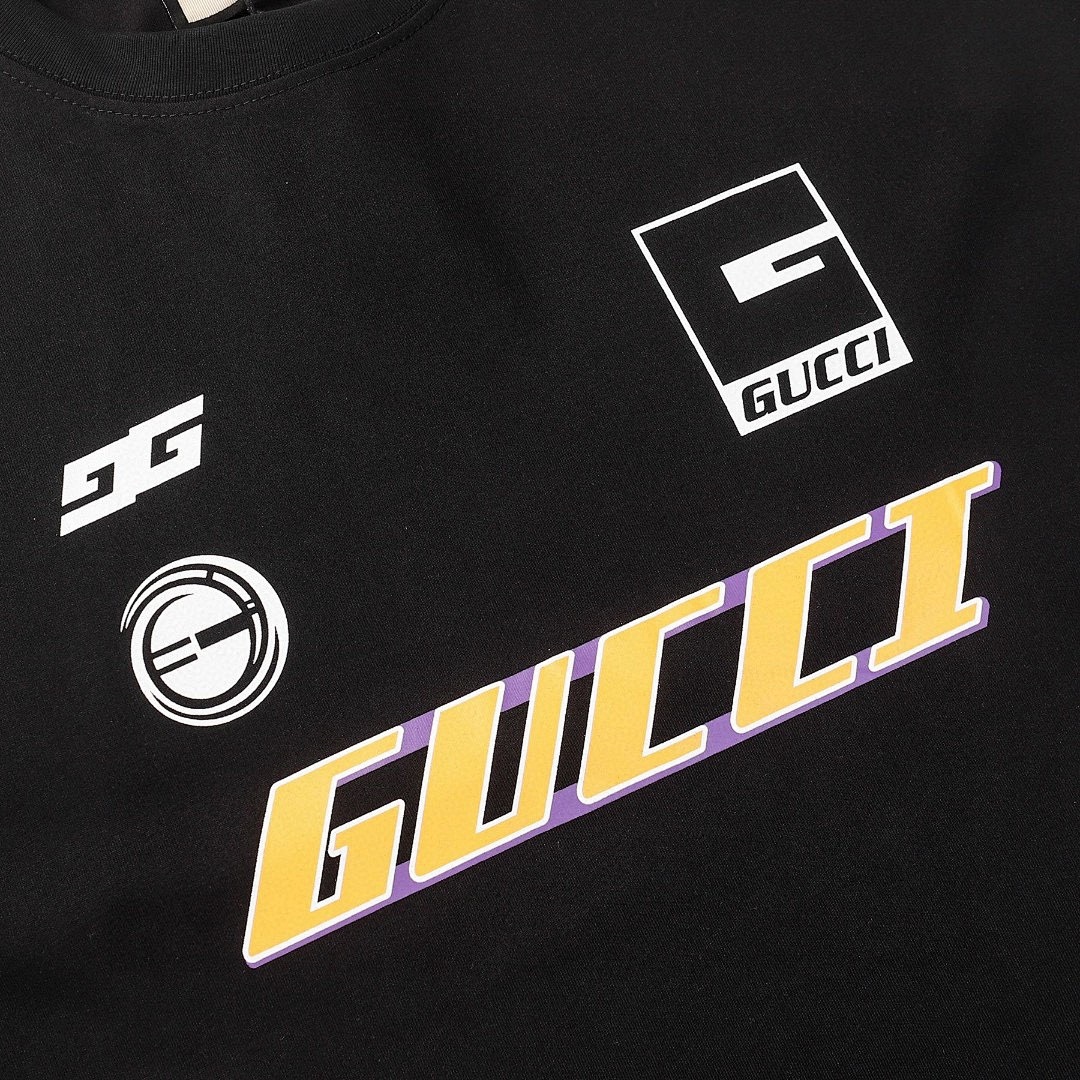 Gucci T-Shirt Style 285 detail view 1