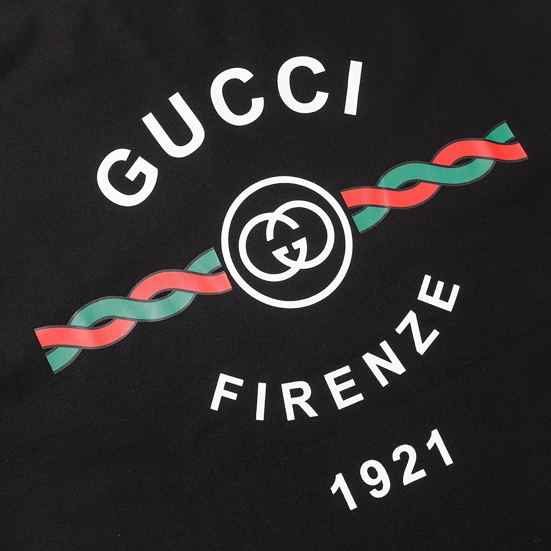 Gucci T-Shirt Style 286 detail view 1