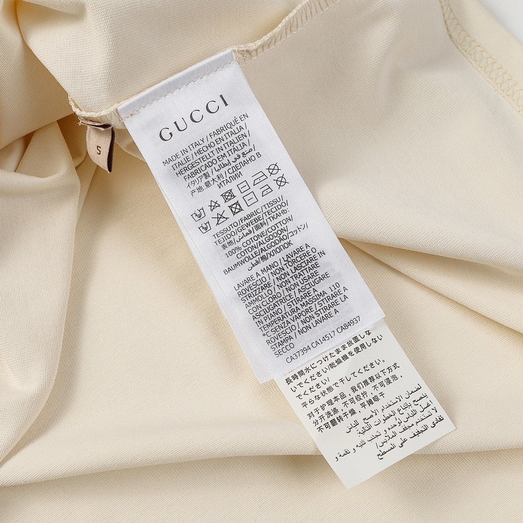Gucci T-Shirt Style 287 detail view 1