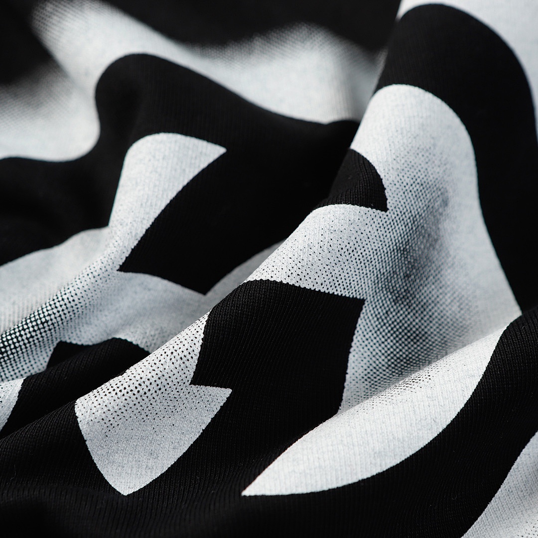 Gucci T-Shirt Style 296 detail view 6