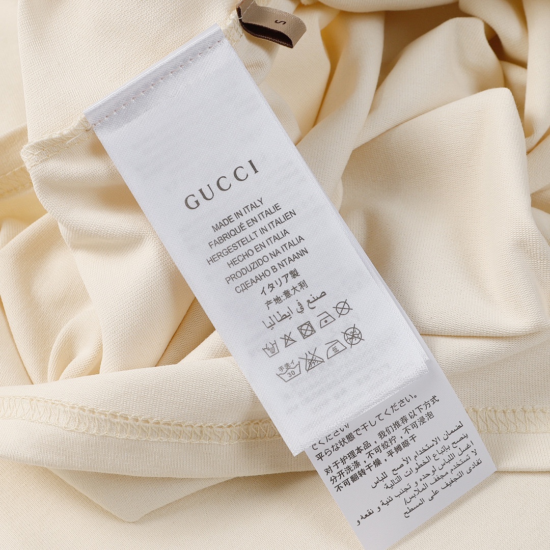 Gucci T-Shirt Style 297 detail view 1