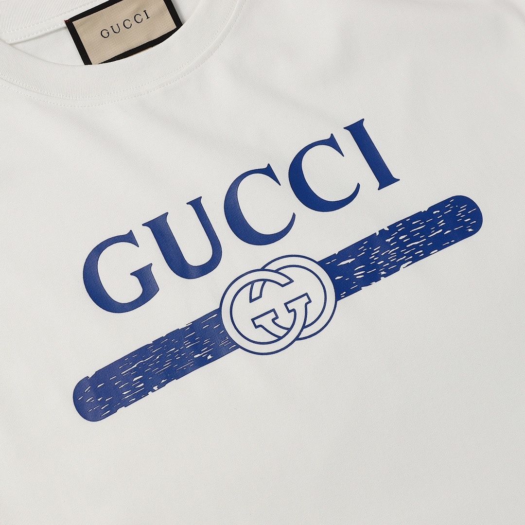 Gucci T-Shirt Style 299 detail view 2