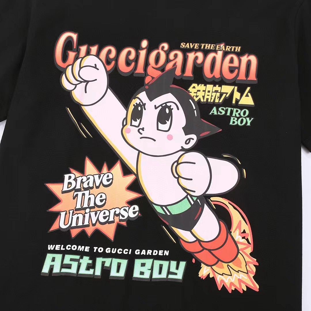 Gucci T-Shirt Style 330 detail view 2