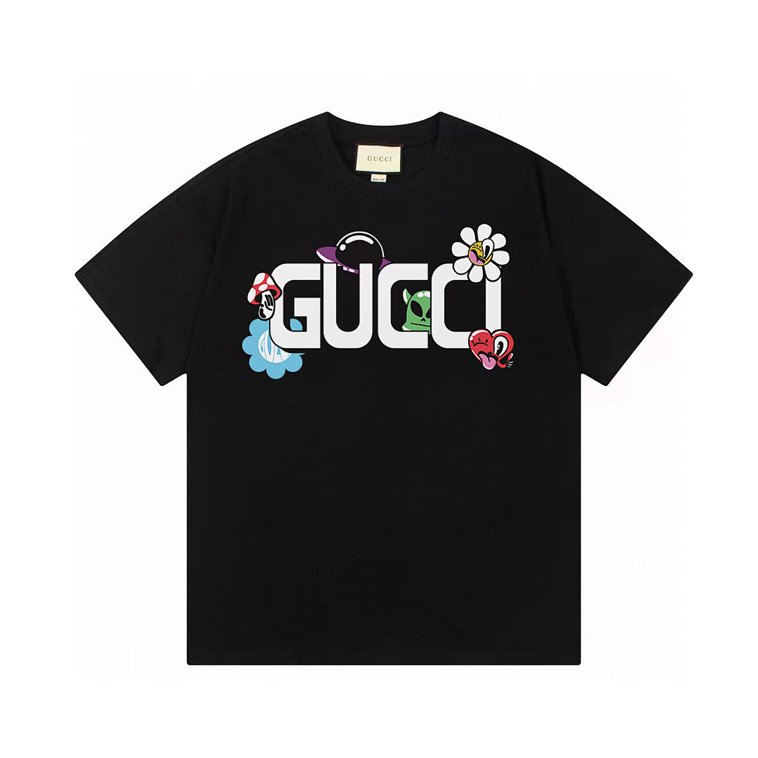 Gucci T-Shirt Style 380 detail view 1