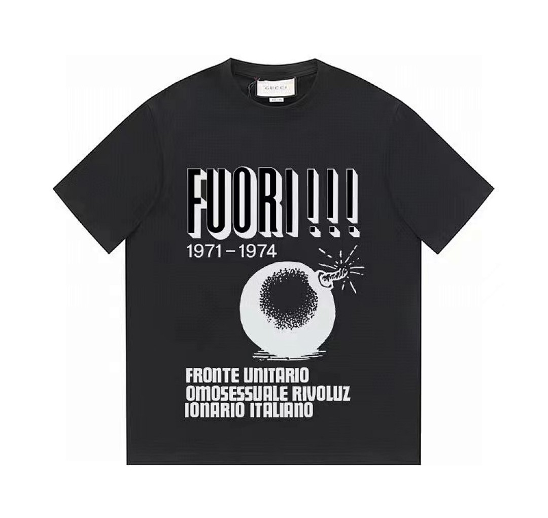 Gucci T-Shirt Style 387 detail view 2