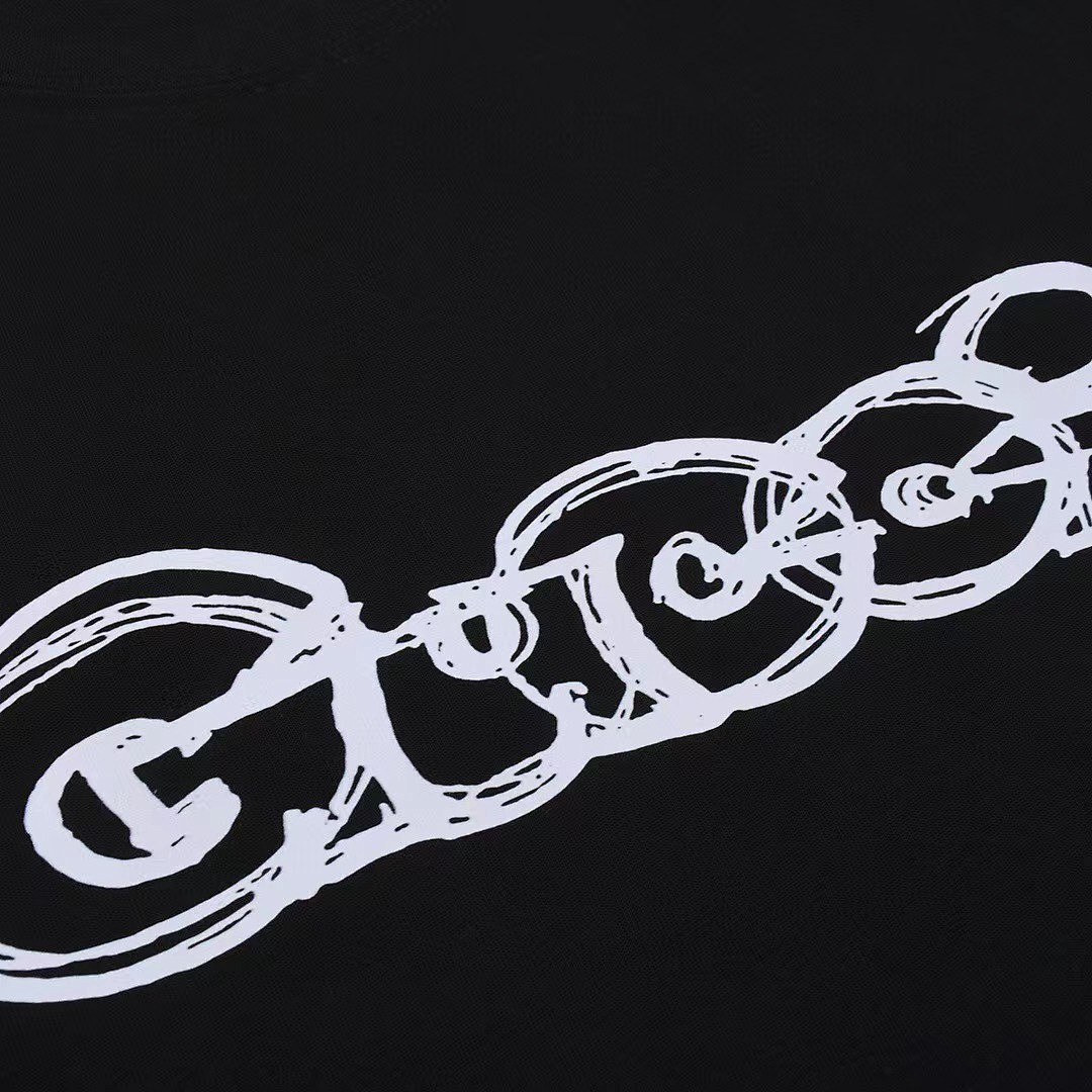 Gucci T-Shirt Style 391 detail view 2