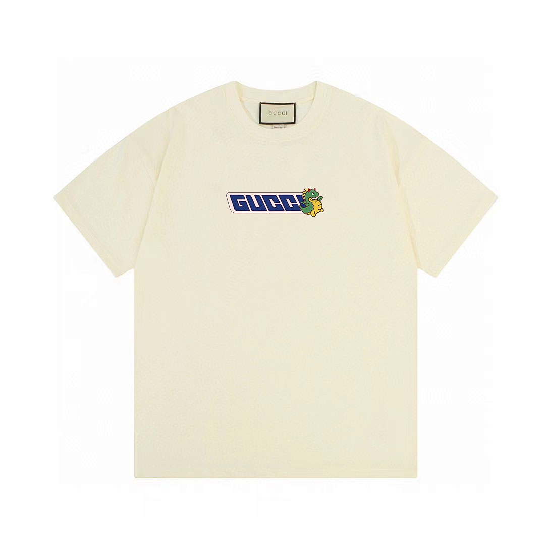 Gucci T-Shirt Style 403 detail view 1