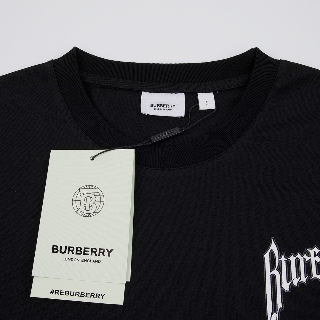 Burberry T-Shirt Style 062 detail view 5