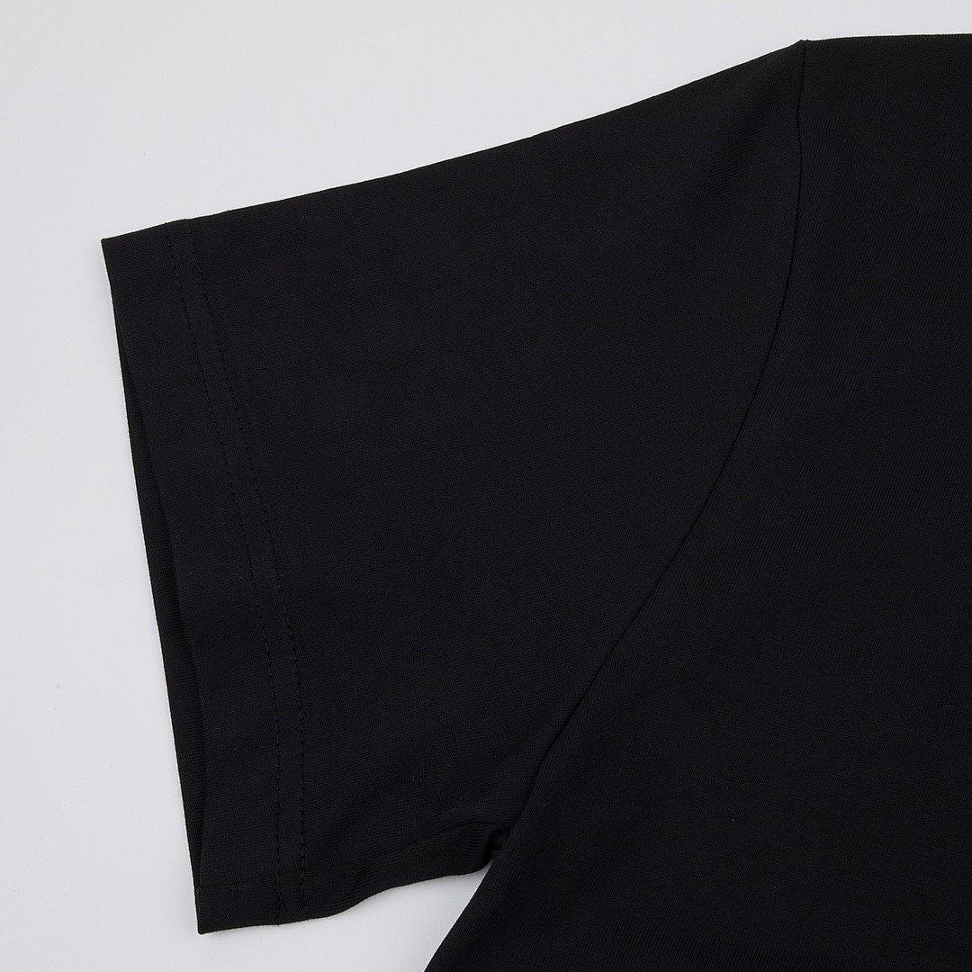Burberry T-Shirt Style 062 detail view 6