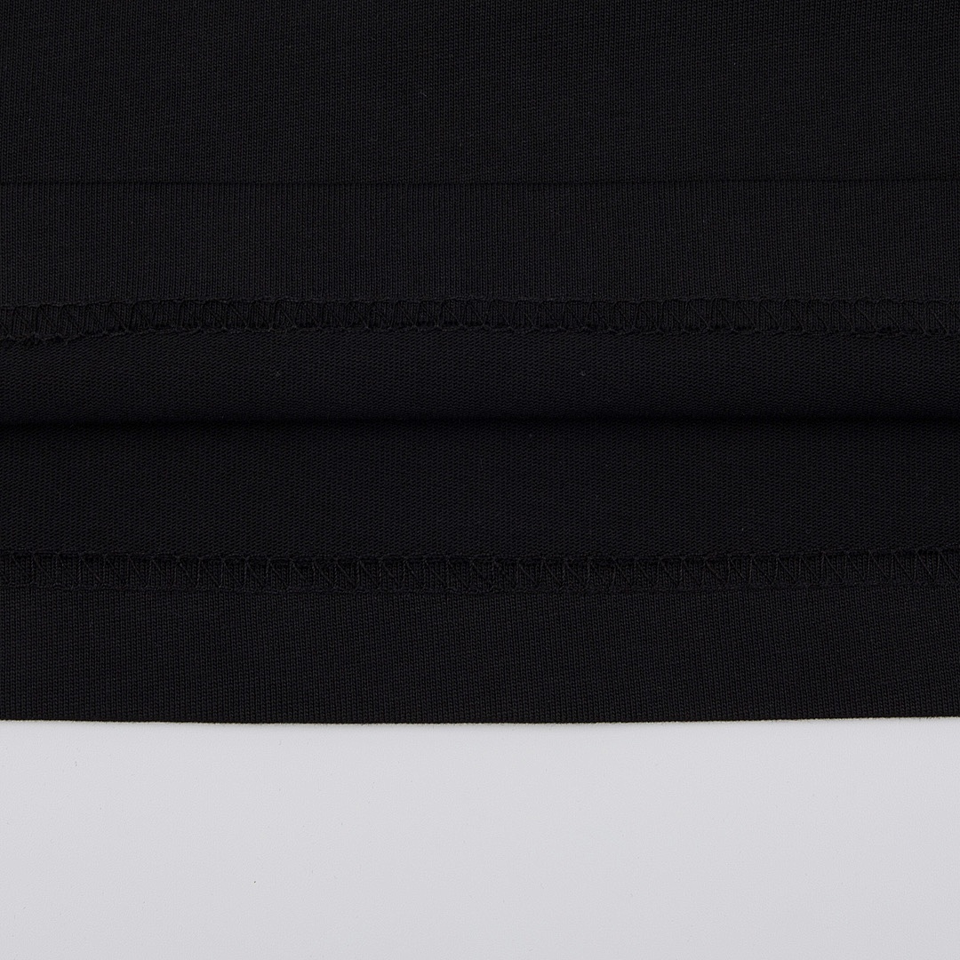 Burberry T-Shirt Style 063 detail view 1