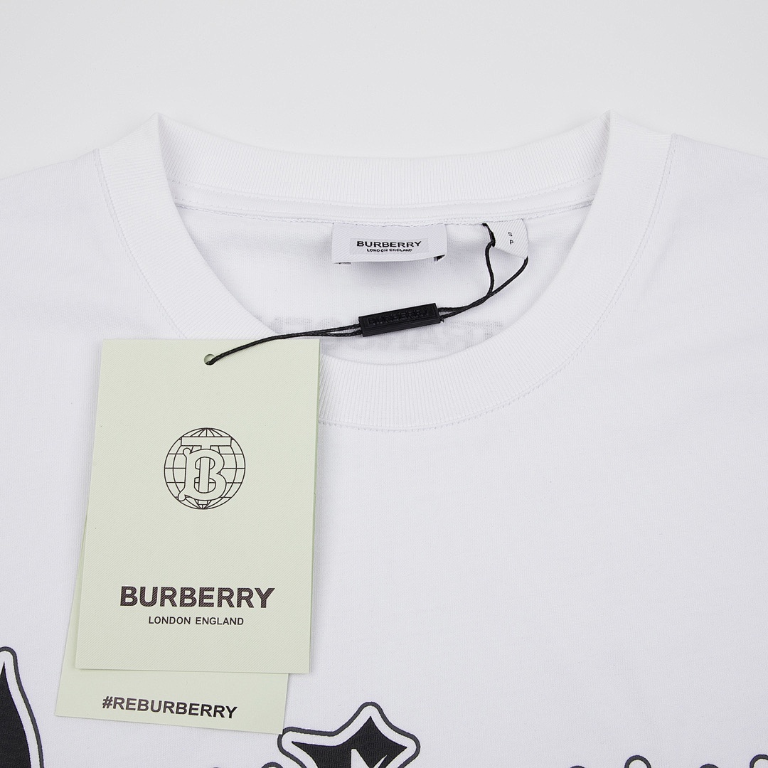 Burberry T-Shirt Style 065 detail view 3