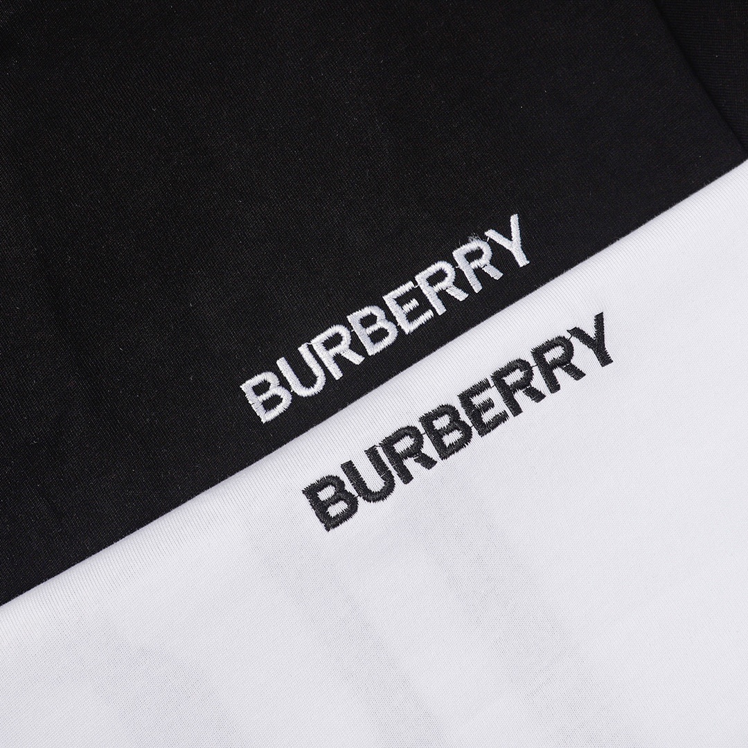 Burberry T-Shirt Style 070 detail view 1