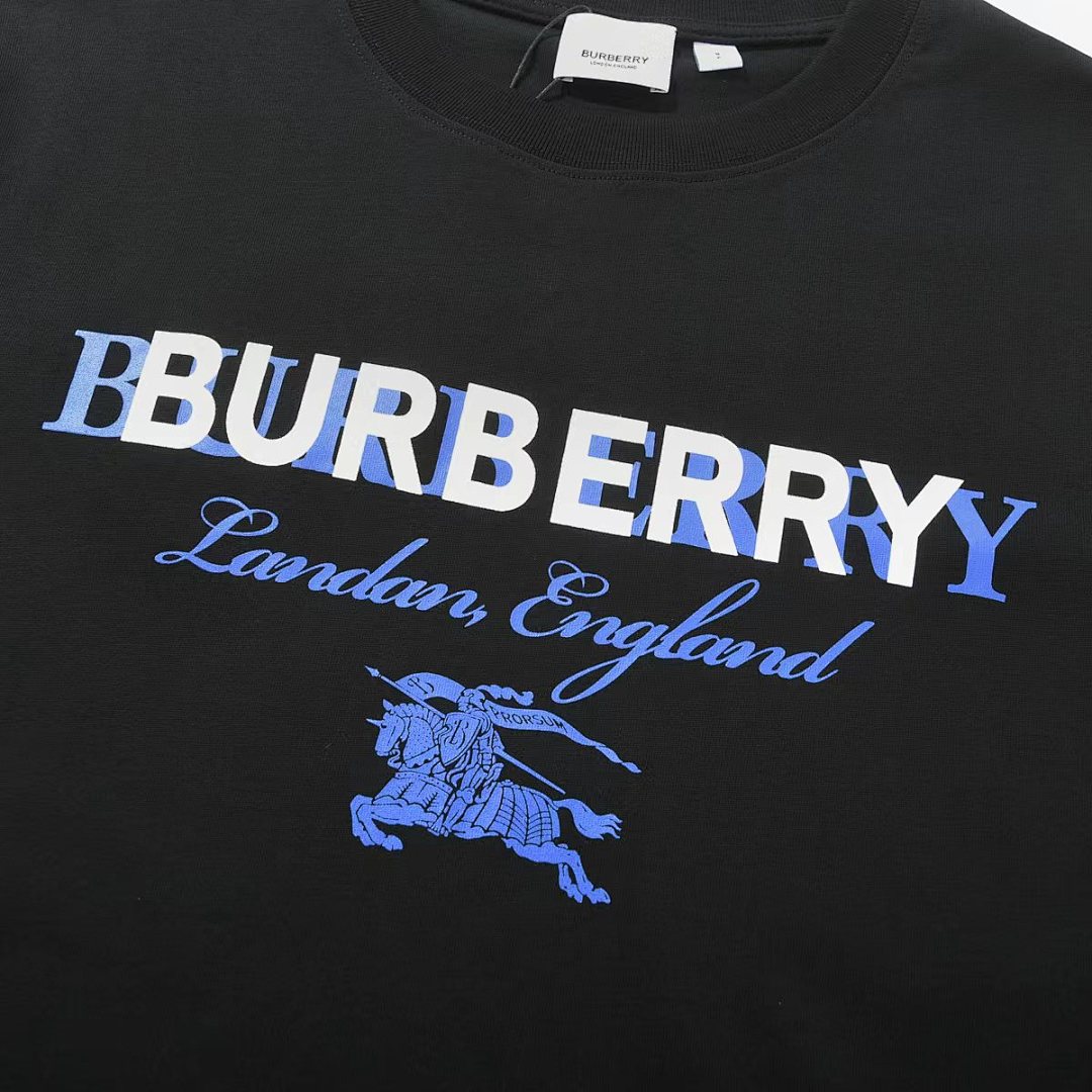 Burberry T-Shirt Style 090 detail view 5